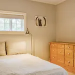 5 Bedroom Lovely In *