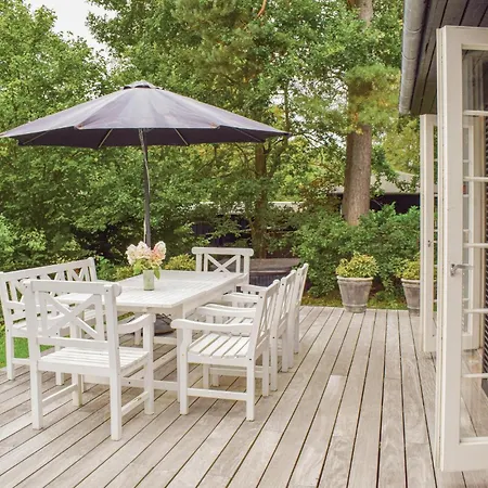 5 Bedroom Lovely In * Хорнбек