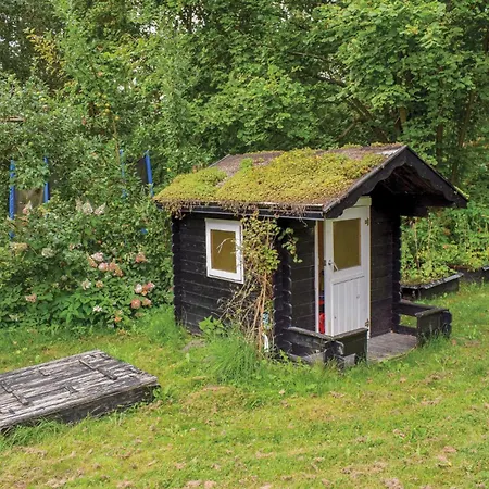 5 Bedroom Lovely In Σπίτι διακοπών Hornbæk