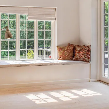 5 Bedroom Lovely In Хорнбек