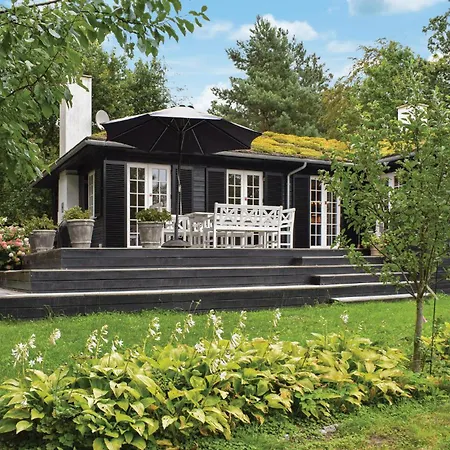 5 Bedroom Lovely In *